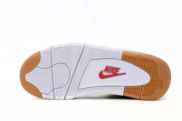 One Kick DR5415-103 Retro Green Jordan SB 4 Pine 0707